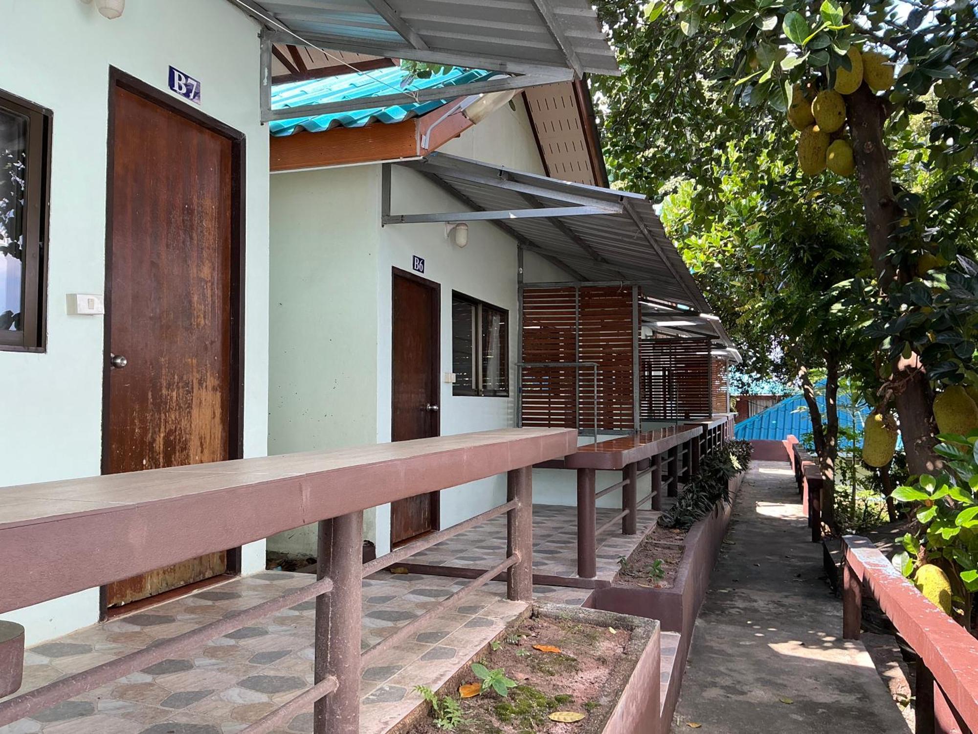 Ocean View Resort Koh Tao Exterior photo